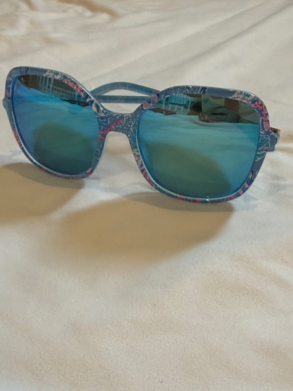 Lilly Pulitzer Norah Polarized Sunglasses NWOT Surf Blue Soleil It On Me